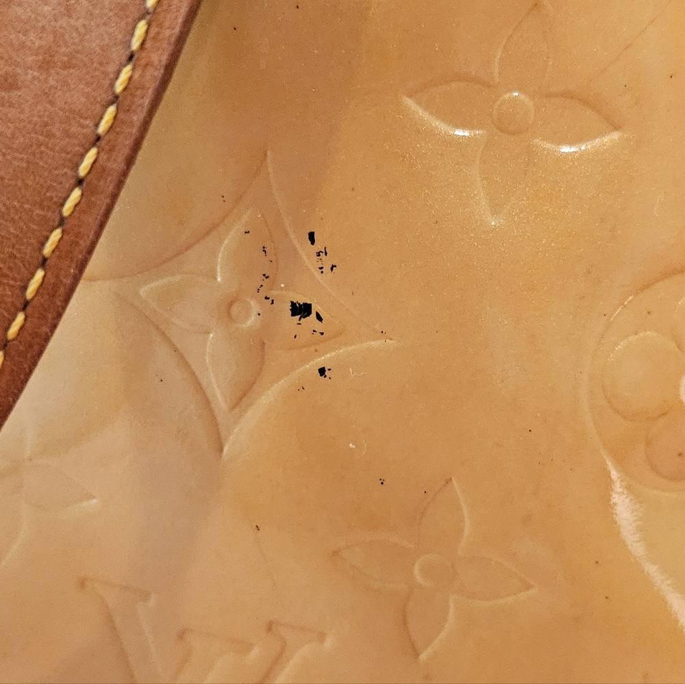 👜Louis Vuitton Vernis Houston Logo Embossed Tote Bag 🏵 - Picture 15 of 17